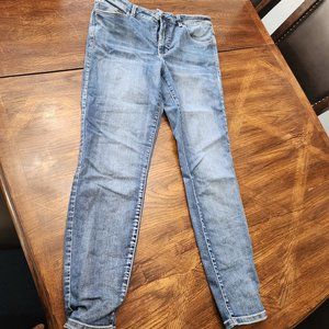 Maurices skinny jeans